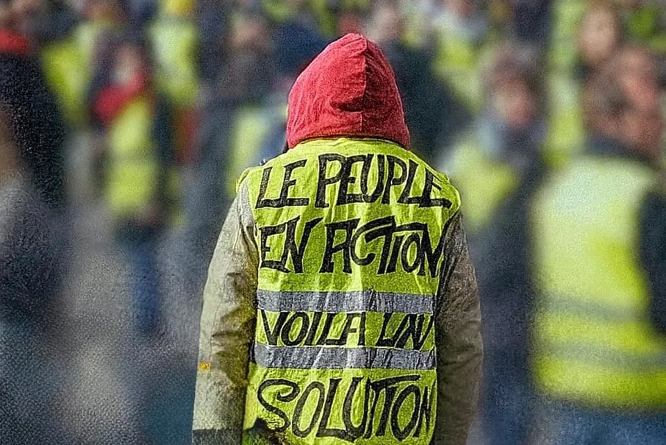 Macron doit partir ! Place au peuple !