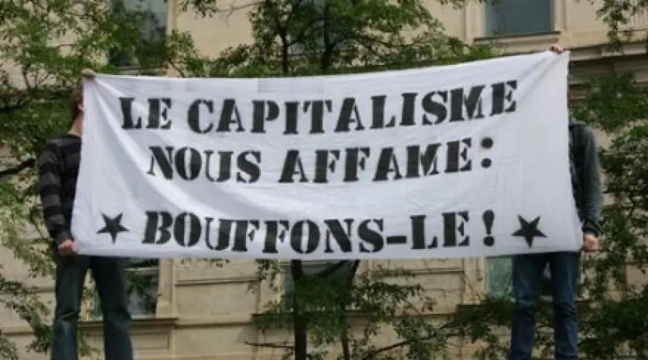 Le capitalisme crée de la pauvreté et détruit l'emploi. Il est temps d'en changer